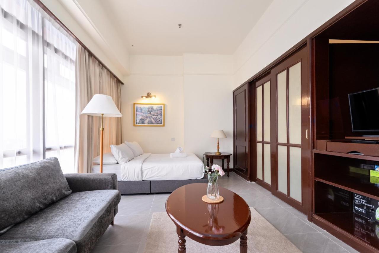 Luxhouz Suites At Times Square Kuala Lumpur Extérieur photo