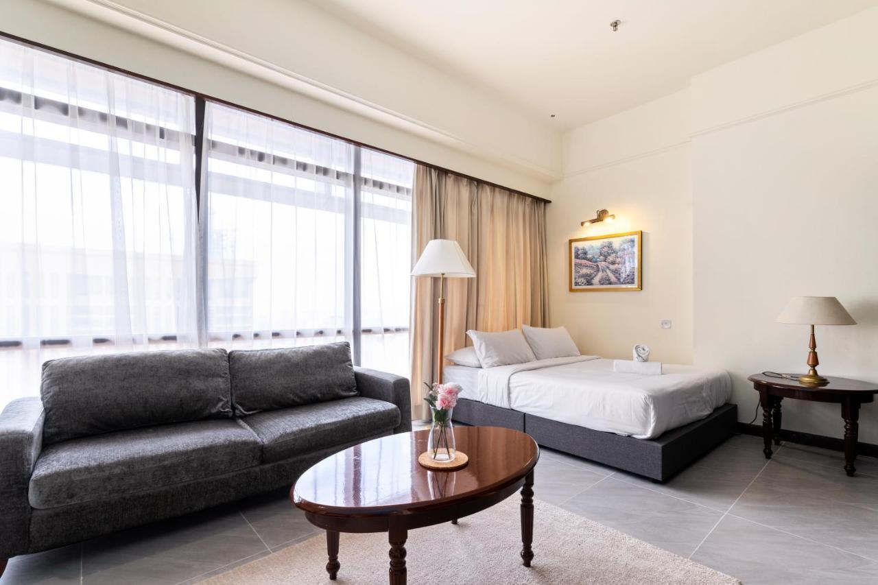 Luxhouz Suites At Times Square Kuala Lumpur Extérieur photo