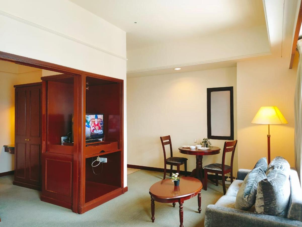 Luxhouz Suites At Times Square Kuala Lumpur Extérieur photo