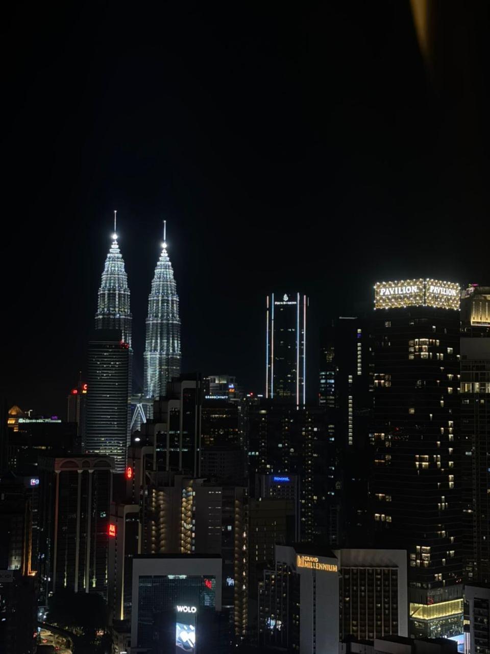 Luxhouz Suites At Times Square Kuala Lumpur Extérieur photo