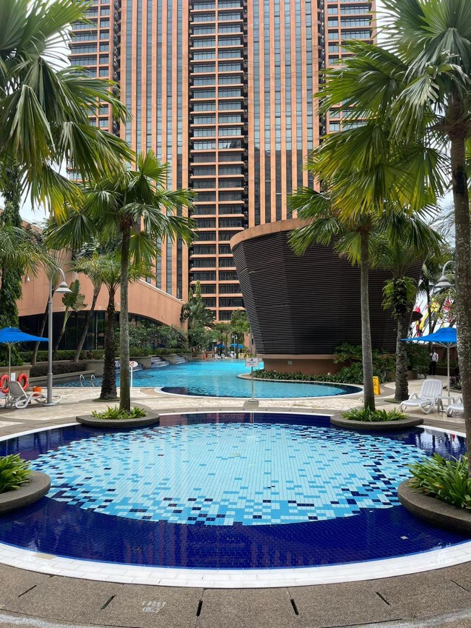 Luxhouz Suites At Times Square Kuala Lumpur Extérieur photo